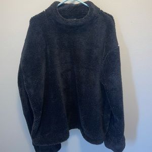 Black Oversized Sherpa Sweater